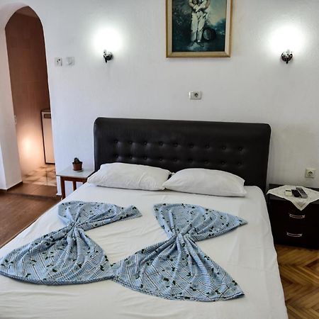 Casa Sinani Hotel อุลซิน ภายนอก รูปภาพ